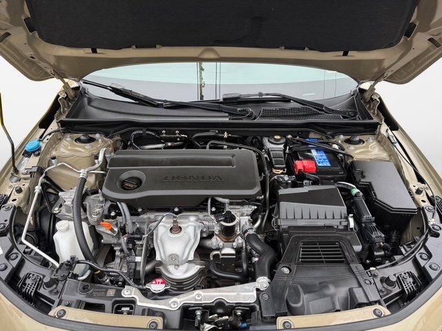 Used 2025 Honda Civic Sport image 25