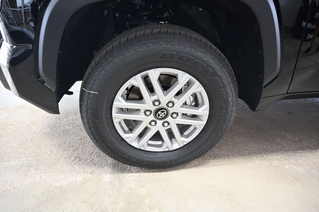 New 2026 Toyota Tundra SR5 AWD/4WD image 32