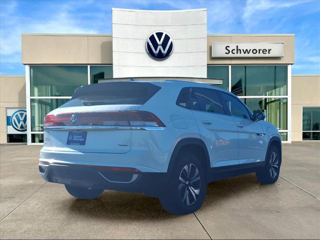 New 2026 Volkswagen Atlas Cross Sport SE image 3