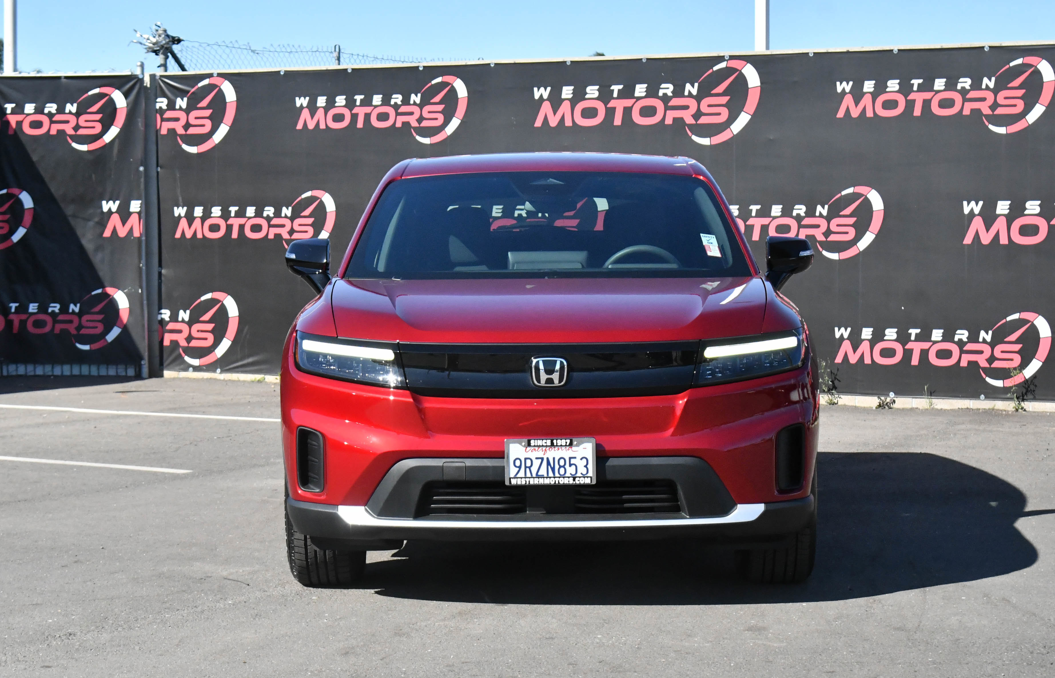 Used 2024 Honda Prologue EX image 2