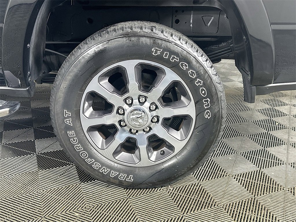 Used 2019 RAM 3500 Limited image 34