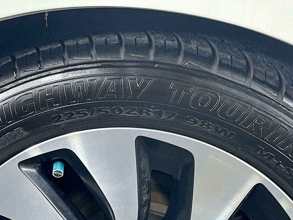 Used 2017 Honda Accord Touring image 33