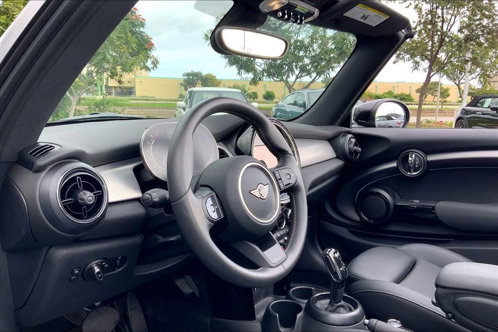 Certified 2024 MINI Cooper S image 15