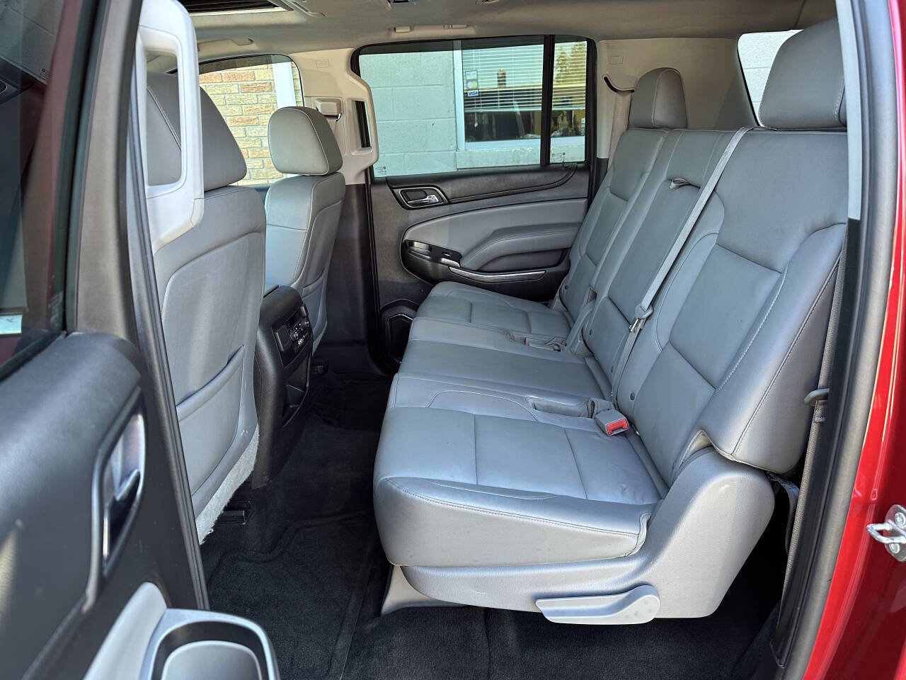 Used 2015 Chevrolet Suburban LT w/ Luxury Package AWD/4WD image 14