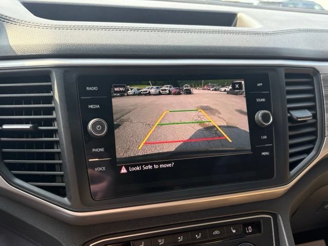 Used 2020 Volkswagen Atlas Cross Sport SE w/ Towing Package AWD/4WD image 5