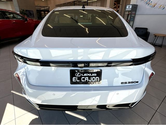 New 2026 Lexus ES 350e FWD image 5