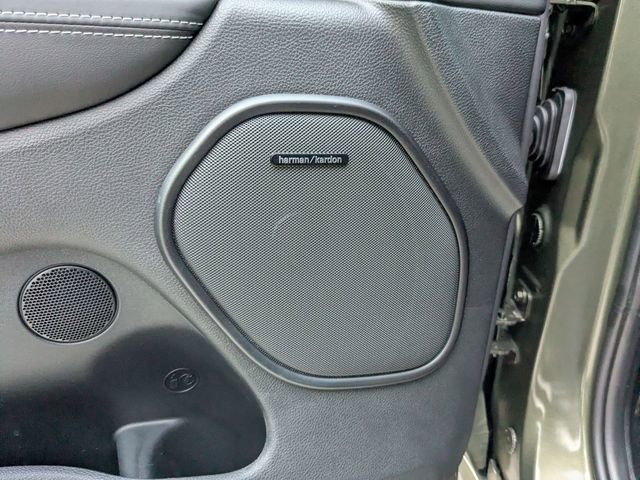 Used 2026 Dodge Durango SRT Hellcat w/ Premium Group AWD/4WD image 12