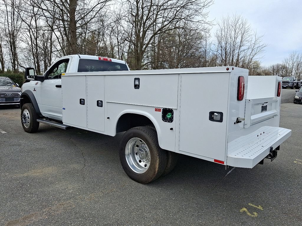 New 2024 RAM 5500 Tradesman AWD/4WD image 4