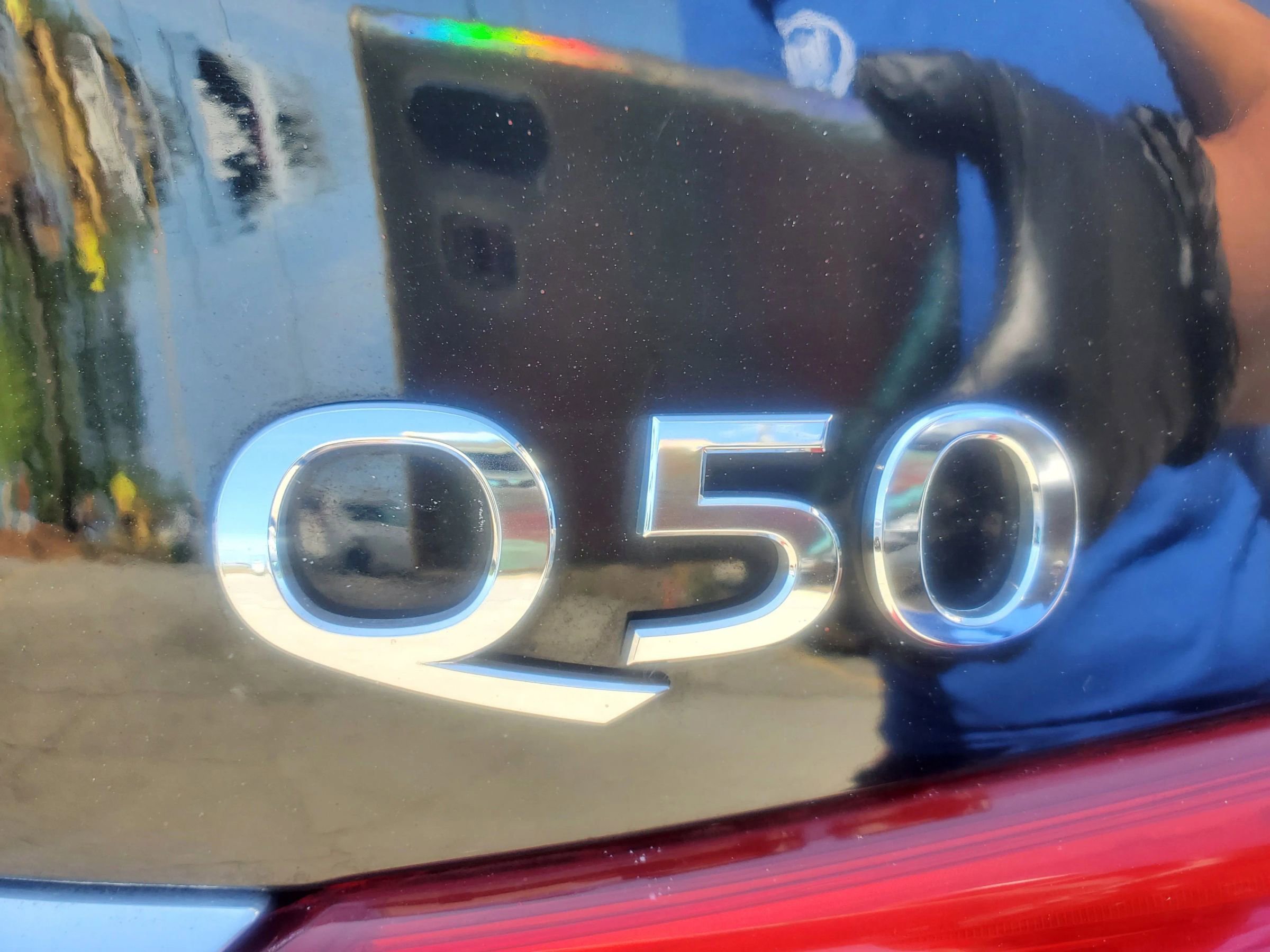 Used 2015 INFINITI Q50 Premium w/ Deluxe Touring Package AWD/4WD image 9