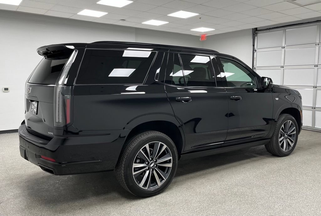 Used 2026 Cadillac Escalade Sport AWD/4WD image 11