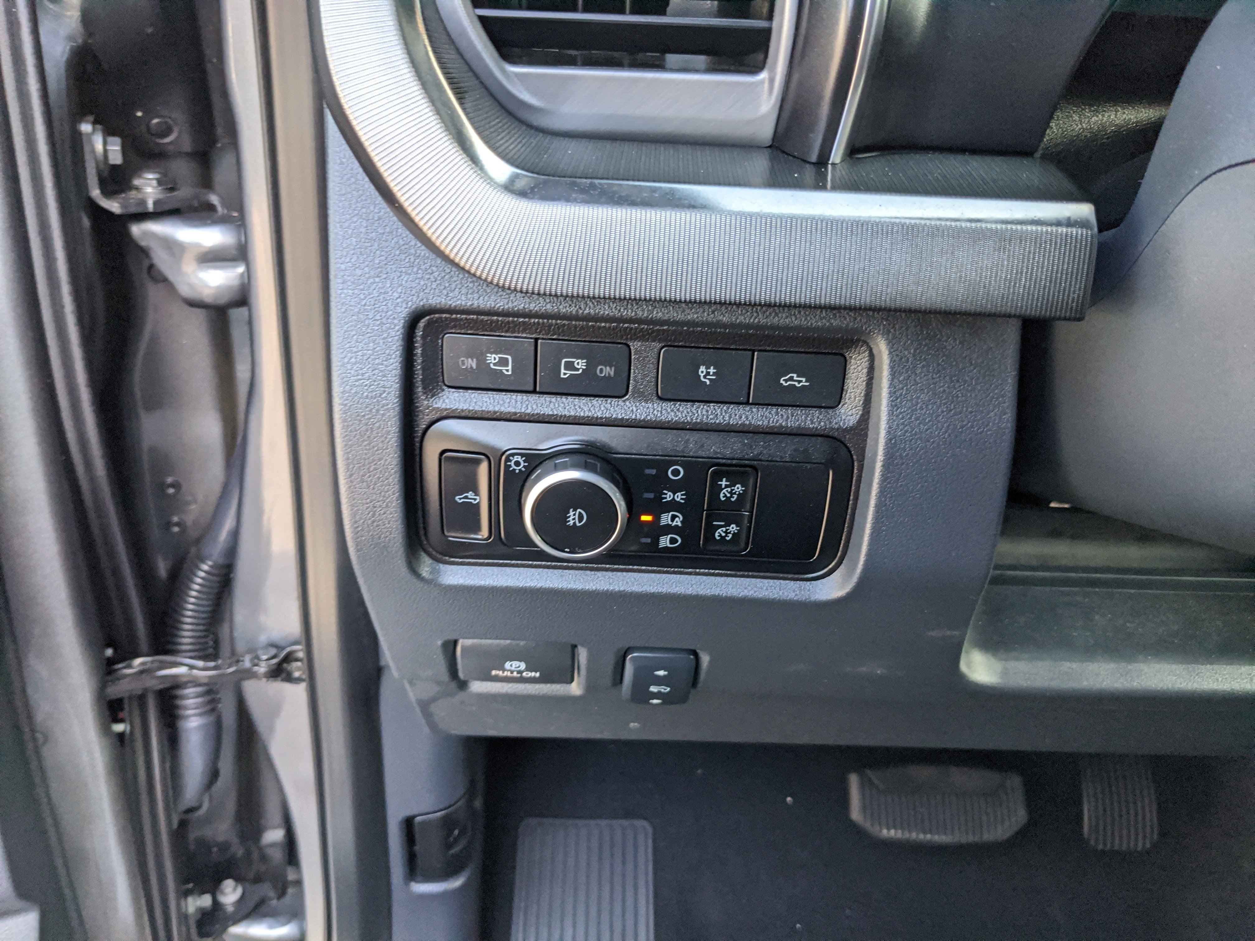 Used 2024 Ford F250 Platinum image 33