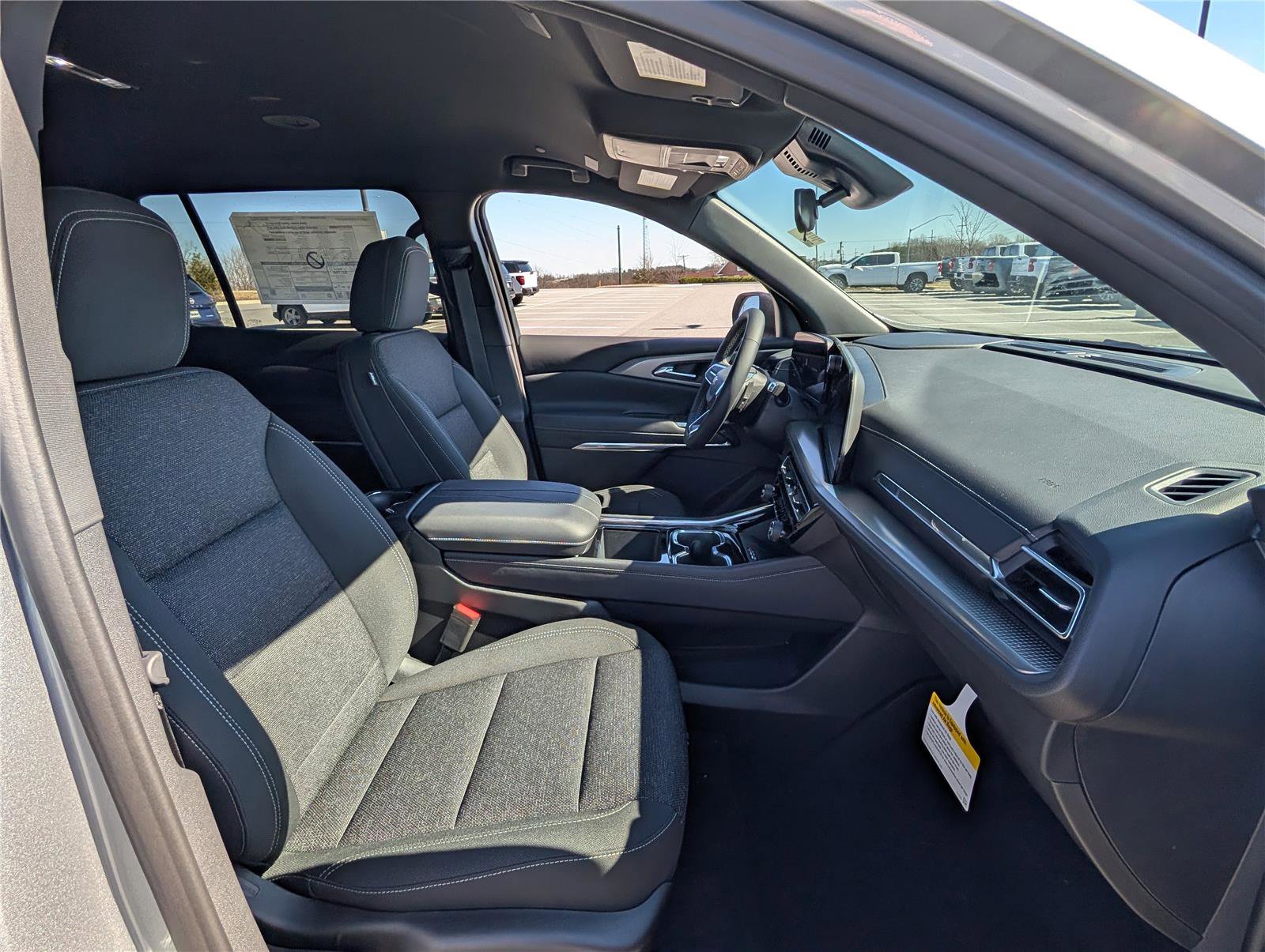 New 2026 Chevrolet Traverse LT image 6