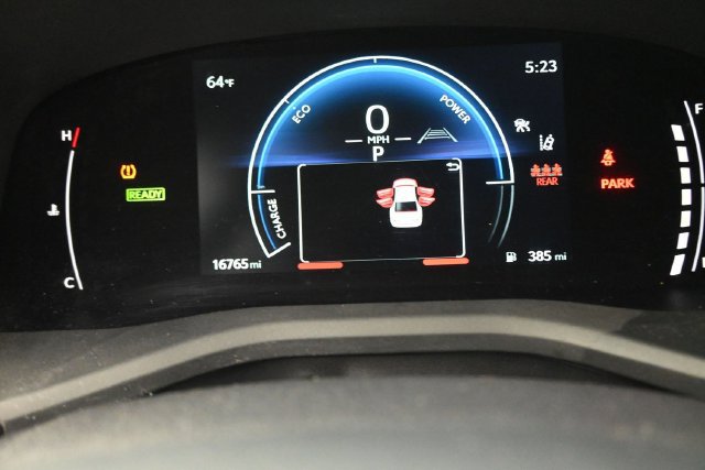 Used 2025 Toyota Camry SE FWD image 12
