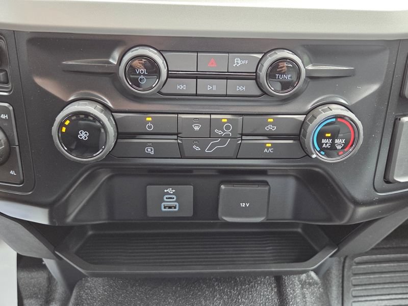 New 2026 Ford F250 XL w/ XL Driver Assist Package AWD/4WD image 34