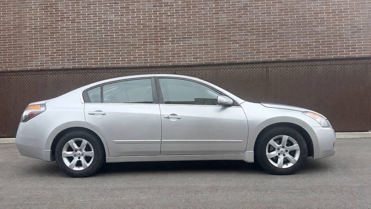 Used 2009 Nissan Altima 2.5 S w/ Convenience Plus Pkg FWD image 5
