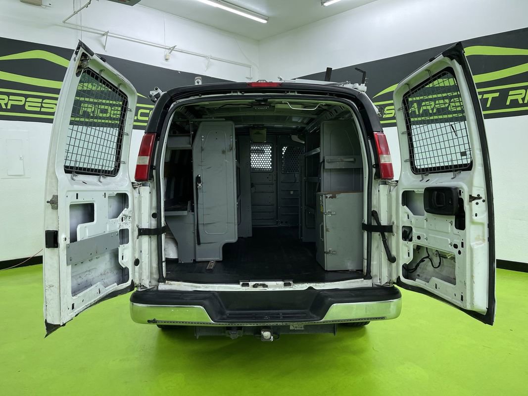 Used 2014 Chevrolet Express 2500 image 9