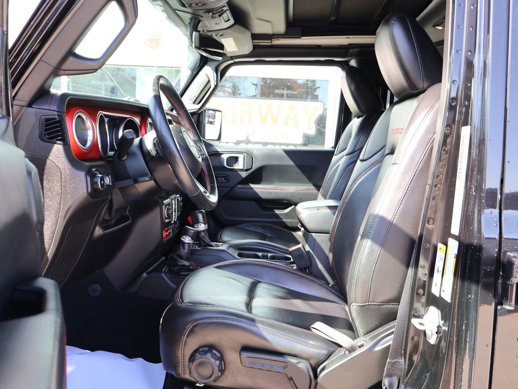 Used 2019 Jeep Wrangler Unlimited Rubicon AWD/4WD image 13
