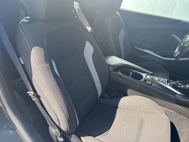 Used 2020 Chevrolet Camaro LT w/ RS Package image 30