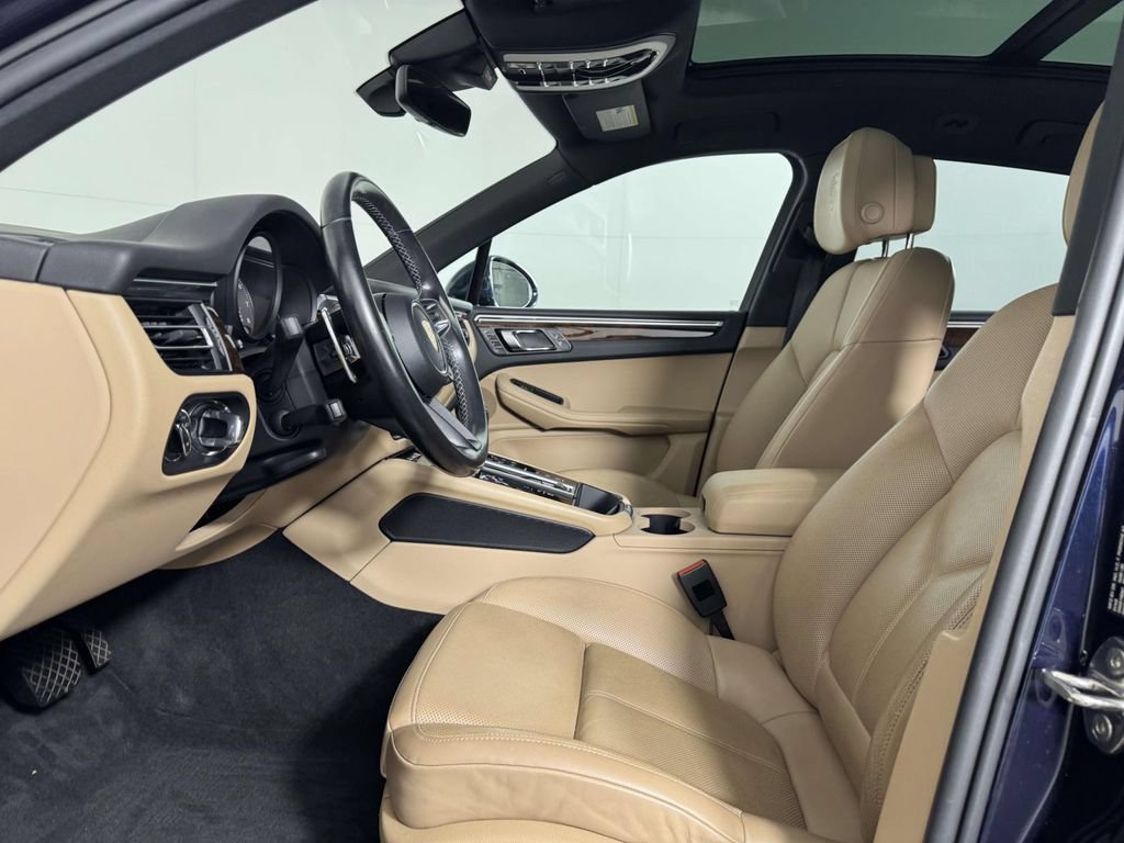 Used 2022 Porsche Macan S AWD/4WD image 4