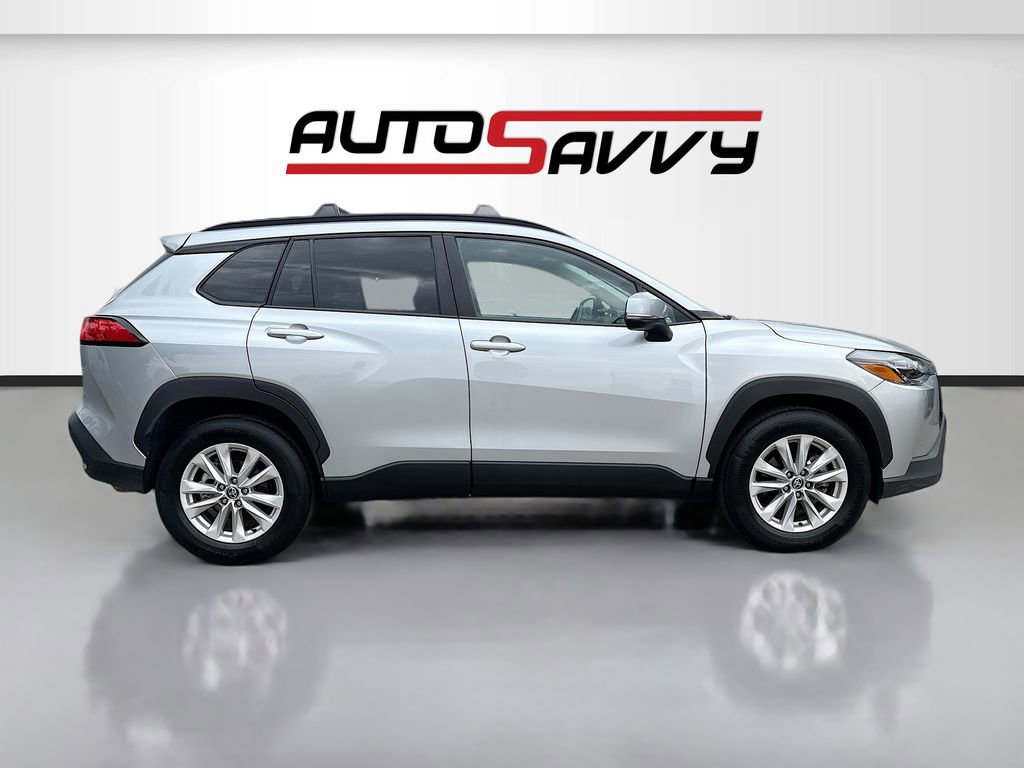 Used 2022 Toyota Corolla Cross LE w/ Black Badges Package (TMS) image 8