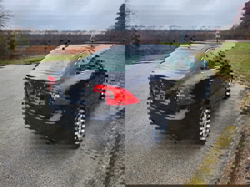 Used 2015 Volvo S60 T5 Premier image 6