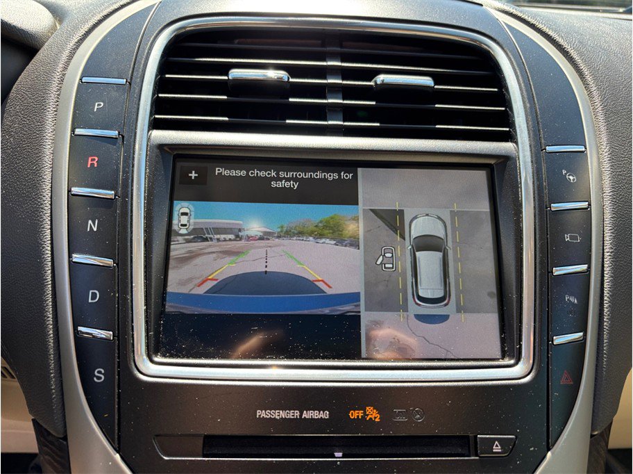 Used 2018 Lincoln MKX Reserve w/ Driver Assistance Package image 33