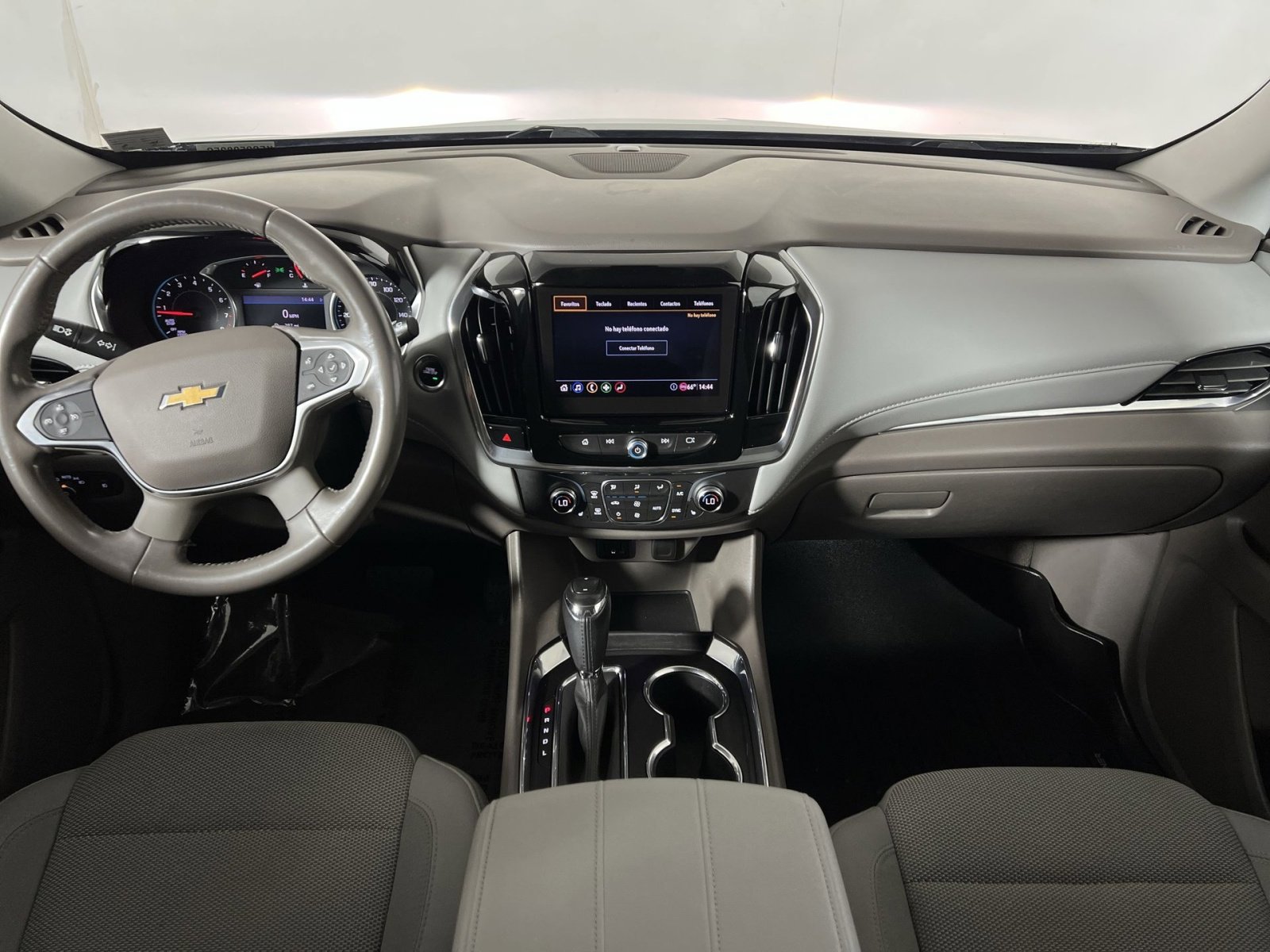 Used 2020 Chevrolet Traverse LT FWD image 20