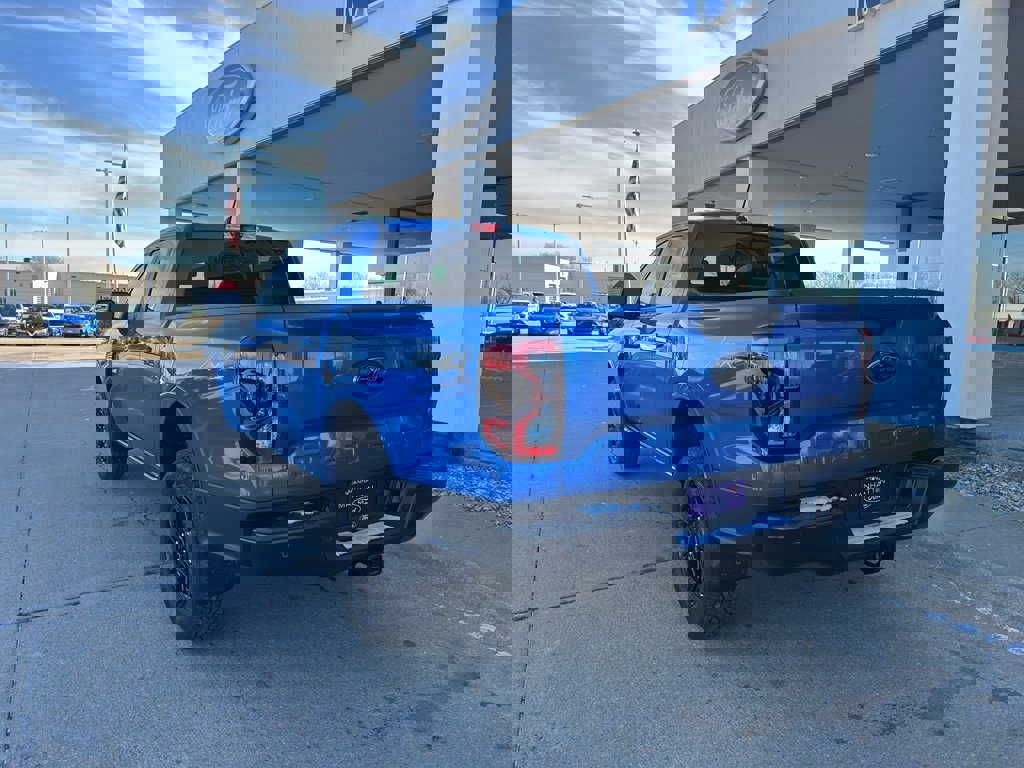 New 2025 Ford Ranger Lariat w/ Black Appearance Package image 6