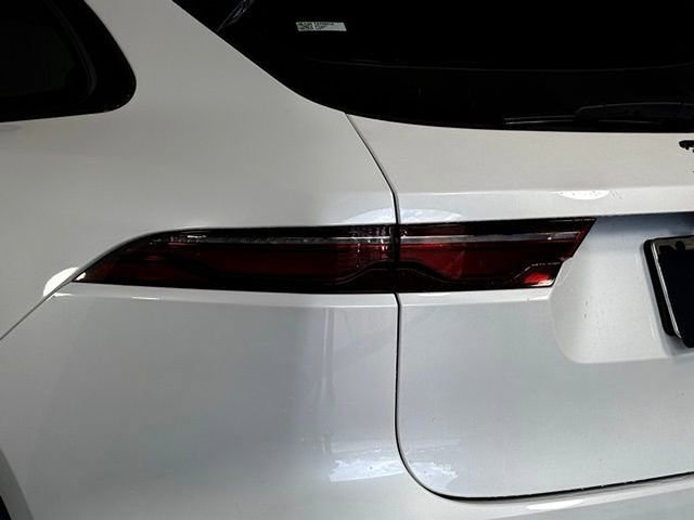 New 2026 Jaguar F-PACE R-Dynamic S image 15