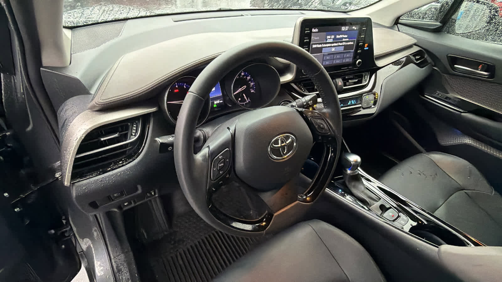 Used 2022 Toyota C-HR Limited image 10