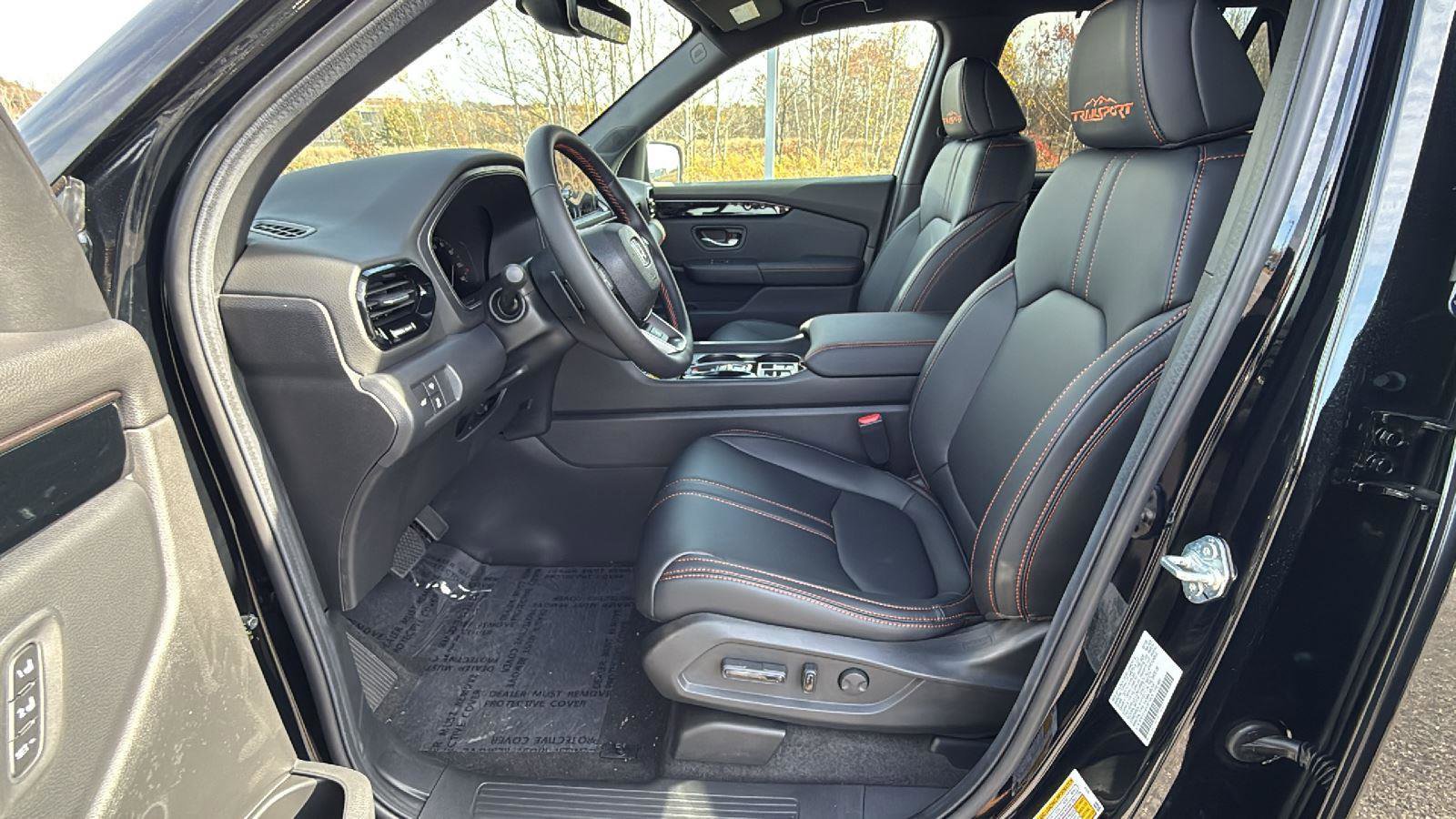 New 2025 Honda Pilot TrailSport image 27