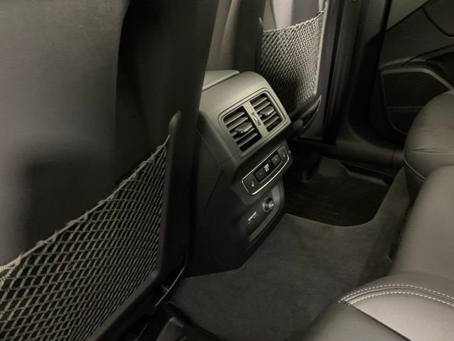 Used 2021 Audi Q5 Prestige w/ Prestige Package AWD/4WD image 18