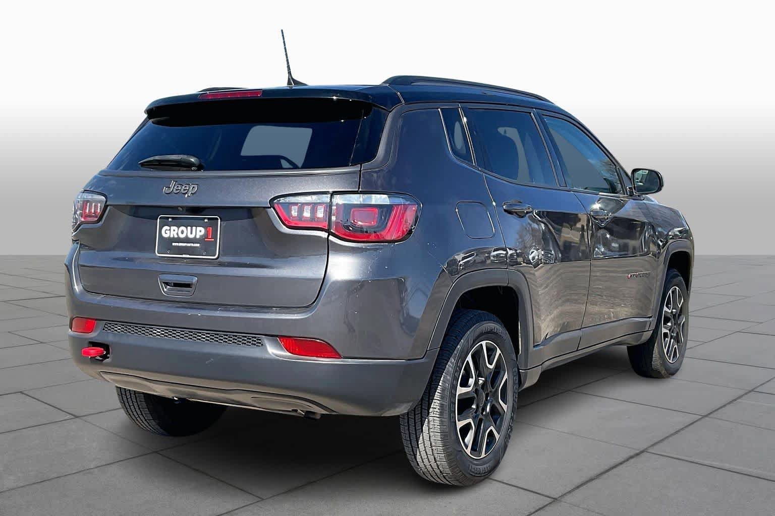 Used 2020 Jeep Compass Trailhawk image 13