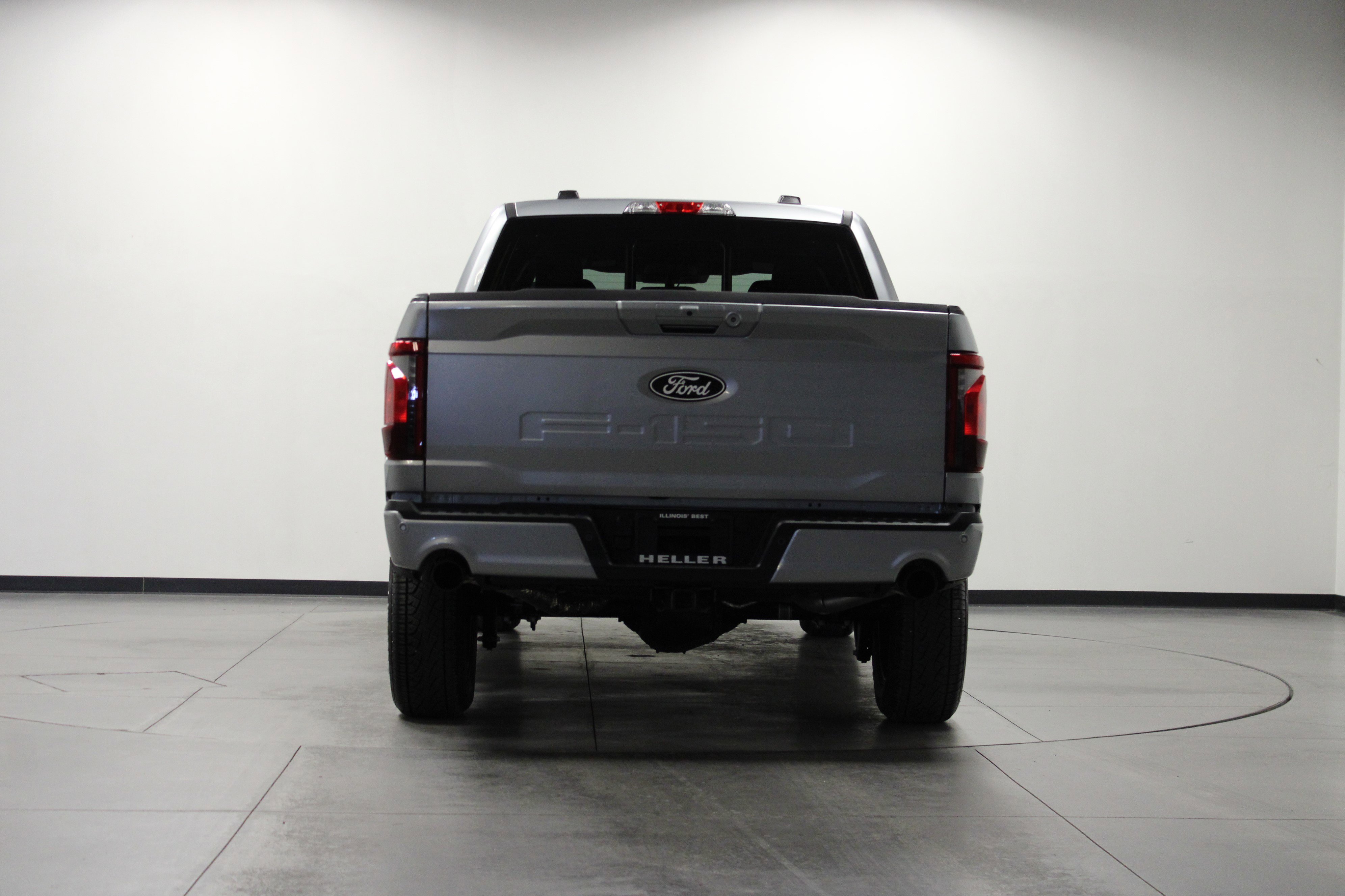 Used 2025 Ford F150 XLT w/ Equipment Group 302A MID image 5