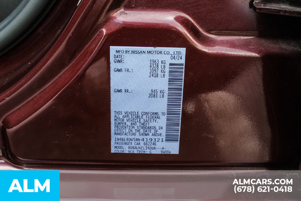 Used 2024 Nissan Altima 2.5 SV FWD image 39