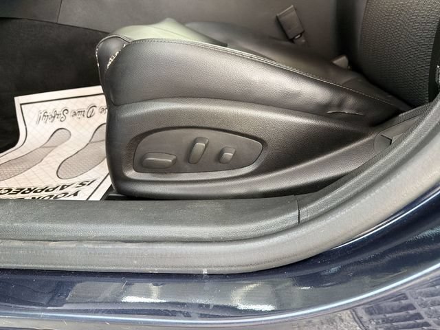 Used 2016 Chevrolet Impala LT FWD image 12