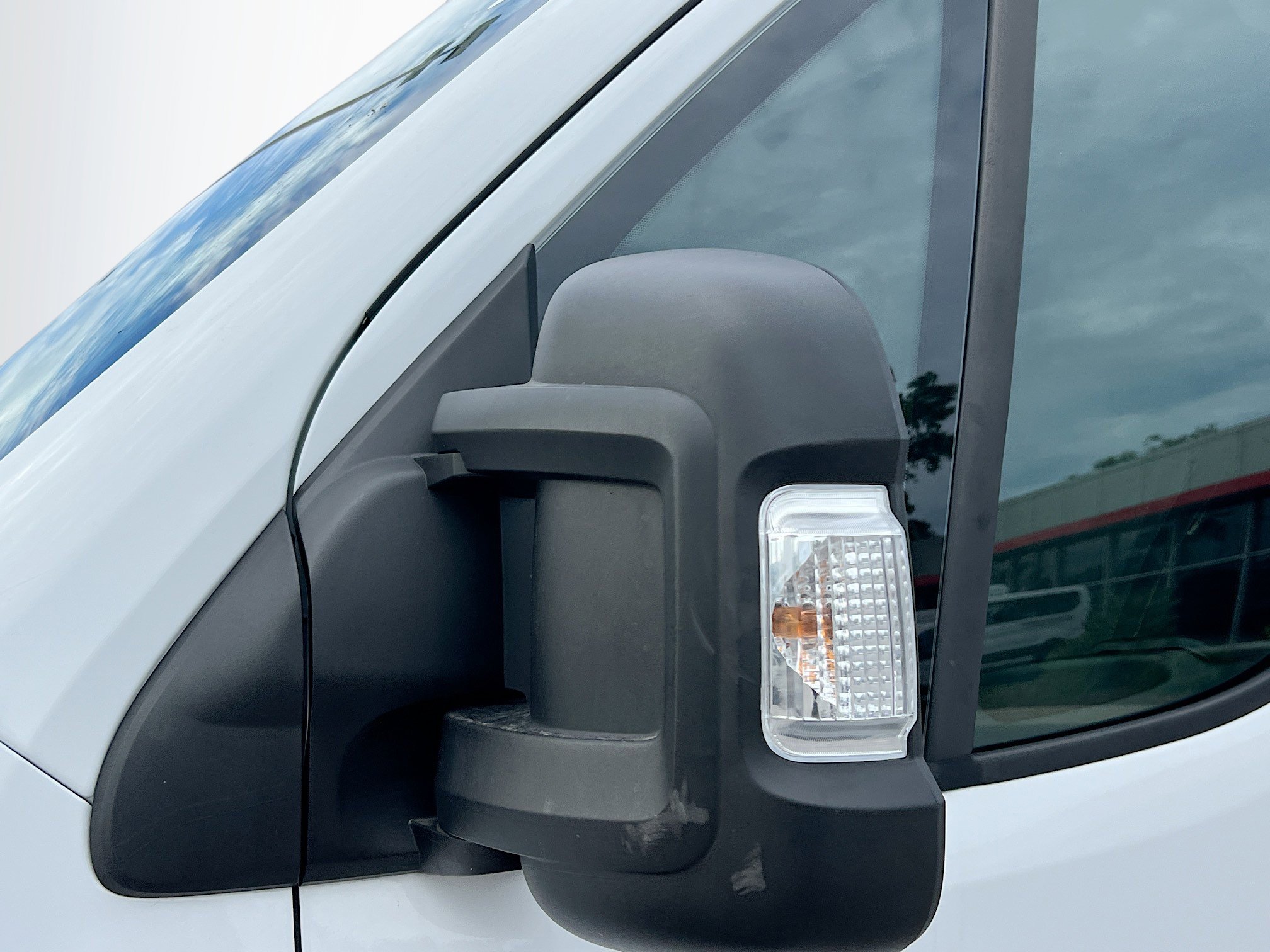 Used 2023 RAM ProMaster 2500 FWD image 12