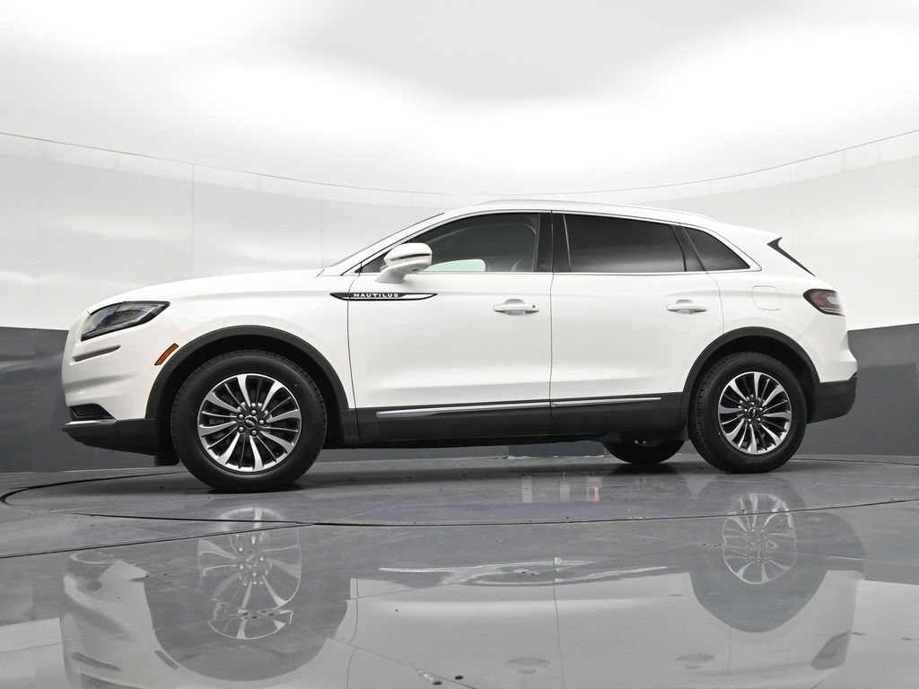 Used 2023 Lincoln Nautilus Reserve FWD image 32