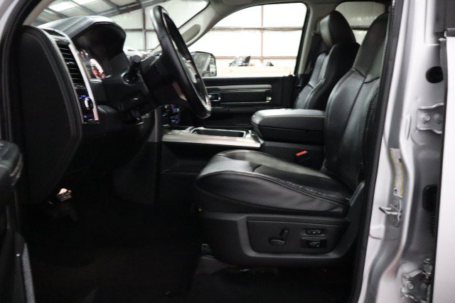 Used 2018 RAM 2500 Laramie w/ Sport Appearance Group AWD/4WD image 6