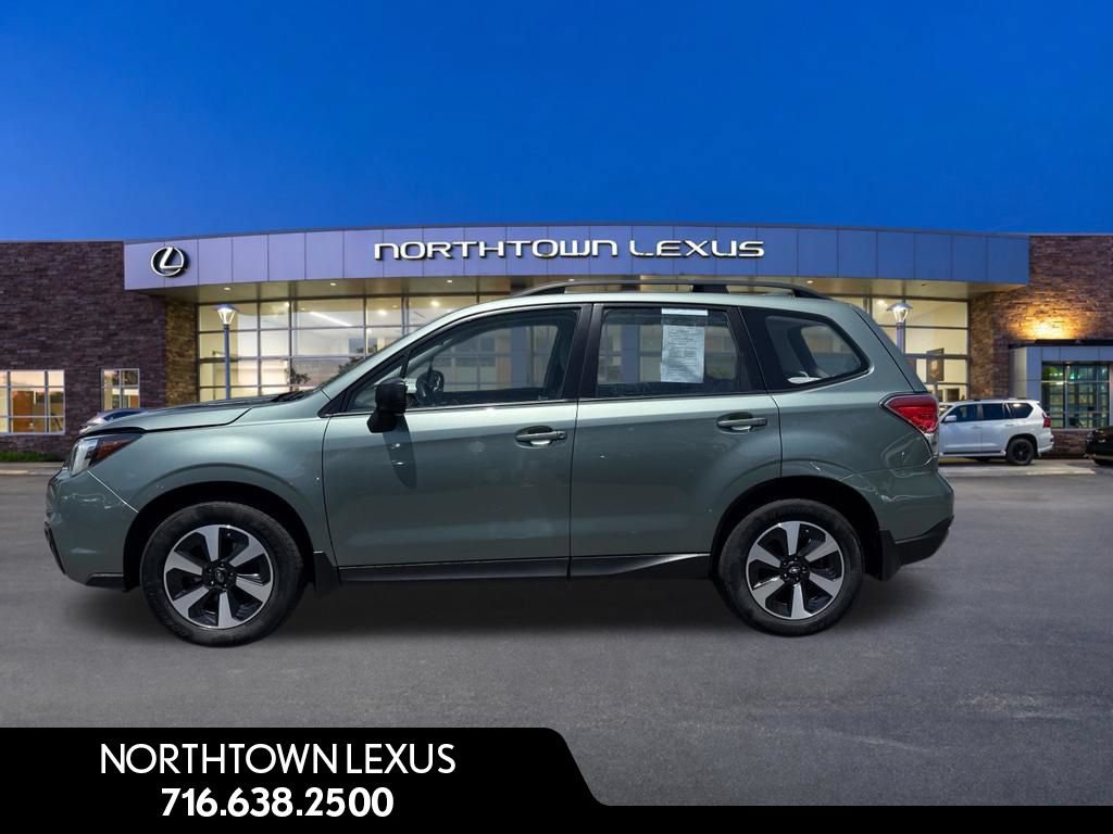 Used 2018 Subaru Forester 2.5i w/ Alloy Wheel Package AWD/4WD image 3