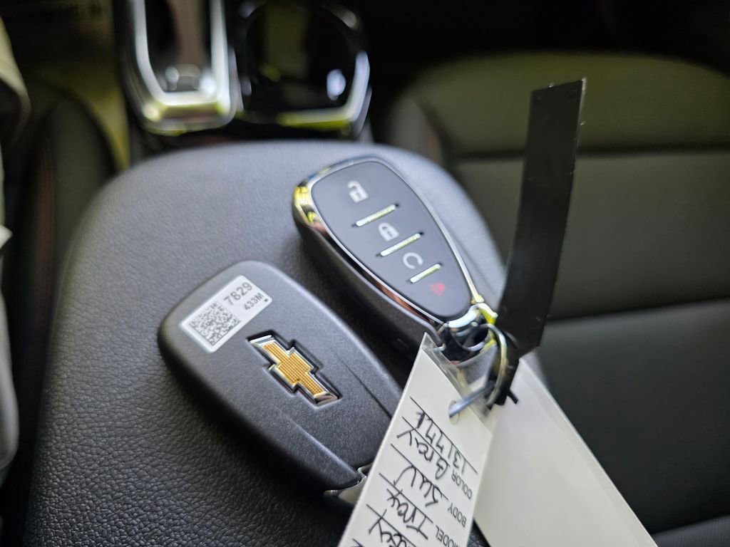 New 2026 Chevrolet Equinox LT w/ Safety and Technology Package FWD image 26