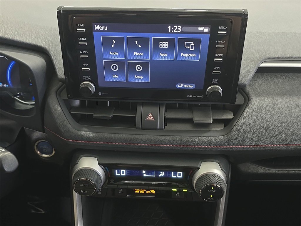 Used 2021 Toyota RAV4 SE image 20