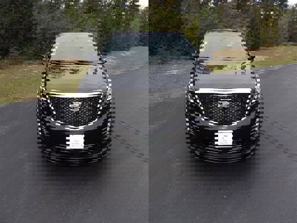 New 2026 Cadillac XT5 Sportv w/ LPO, Onyx Lite Package image 2