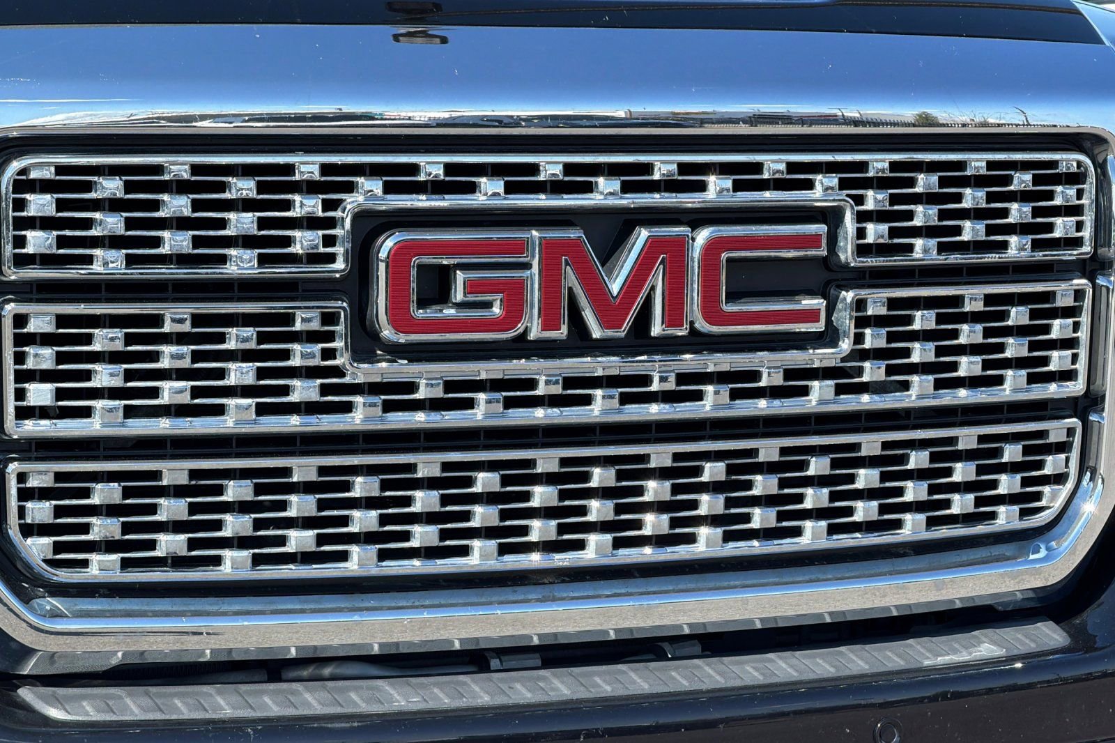 Used 2018 GMC Sierra 2500 Denali w/ Duramax Plus Package image 42
