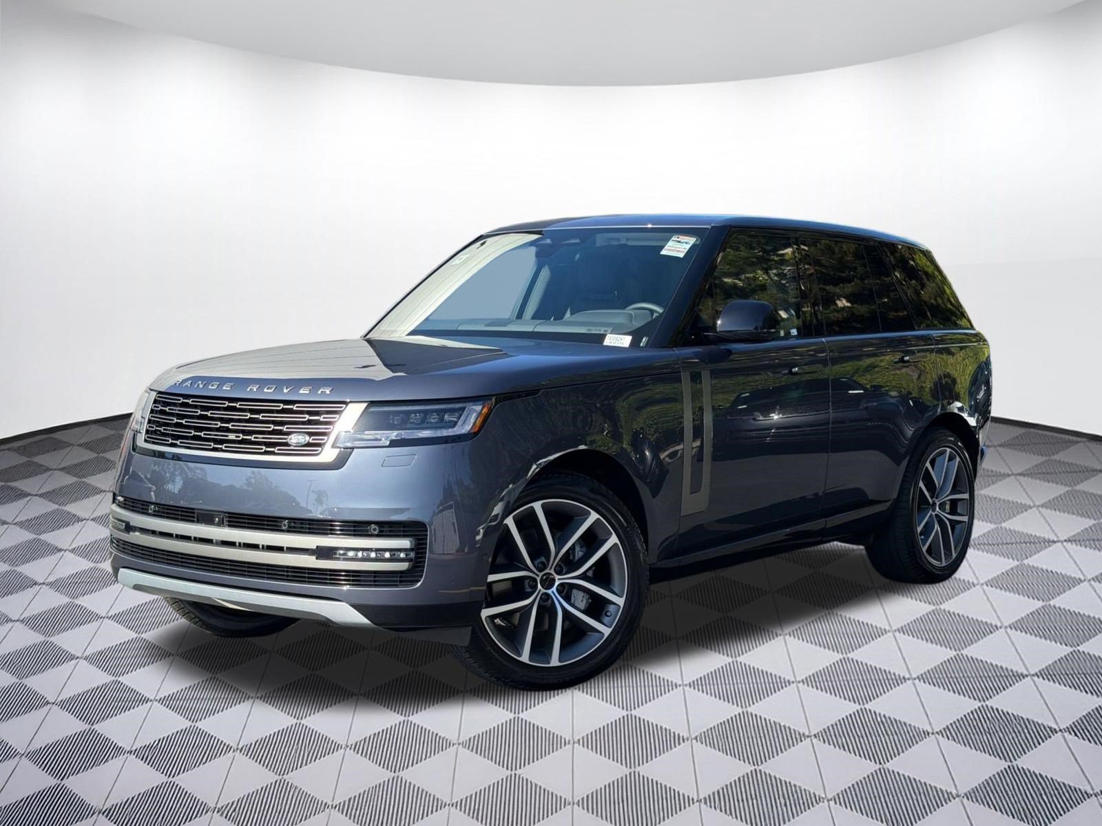 New 2026 Land Rover Range Rover SE