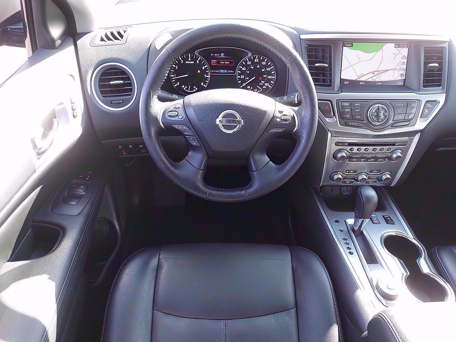 Used 2018 Nissan Pathfinder SL w/ Midnight Edition Package image 11