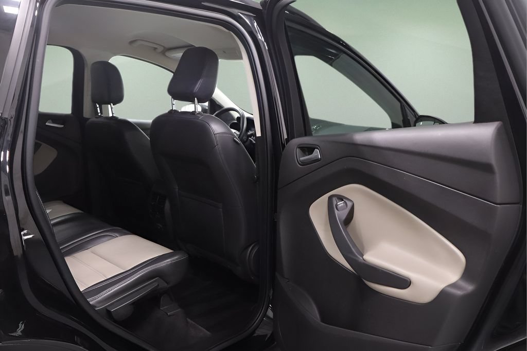 Used 2019 Ford Escape SEL AWD/4WD image 22