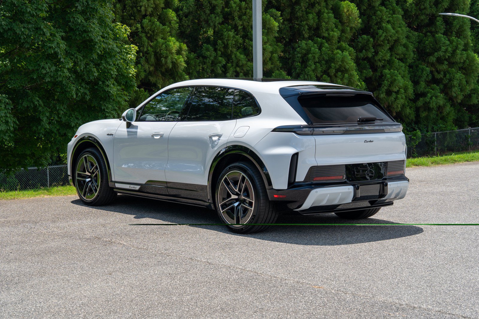 New 2026 Porsche Cayenne Turbo Electric AWD/4WD image 3