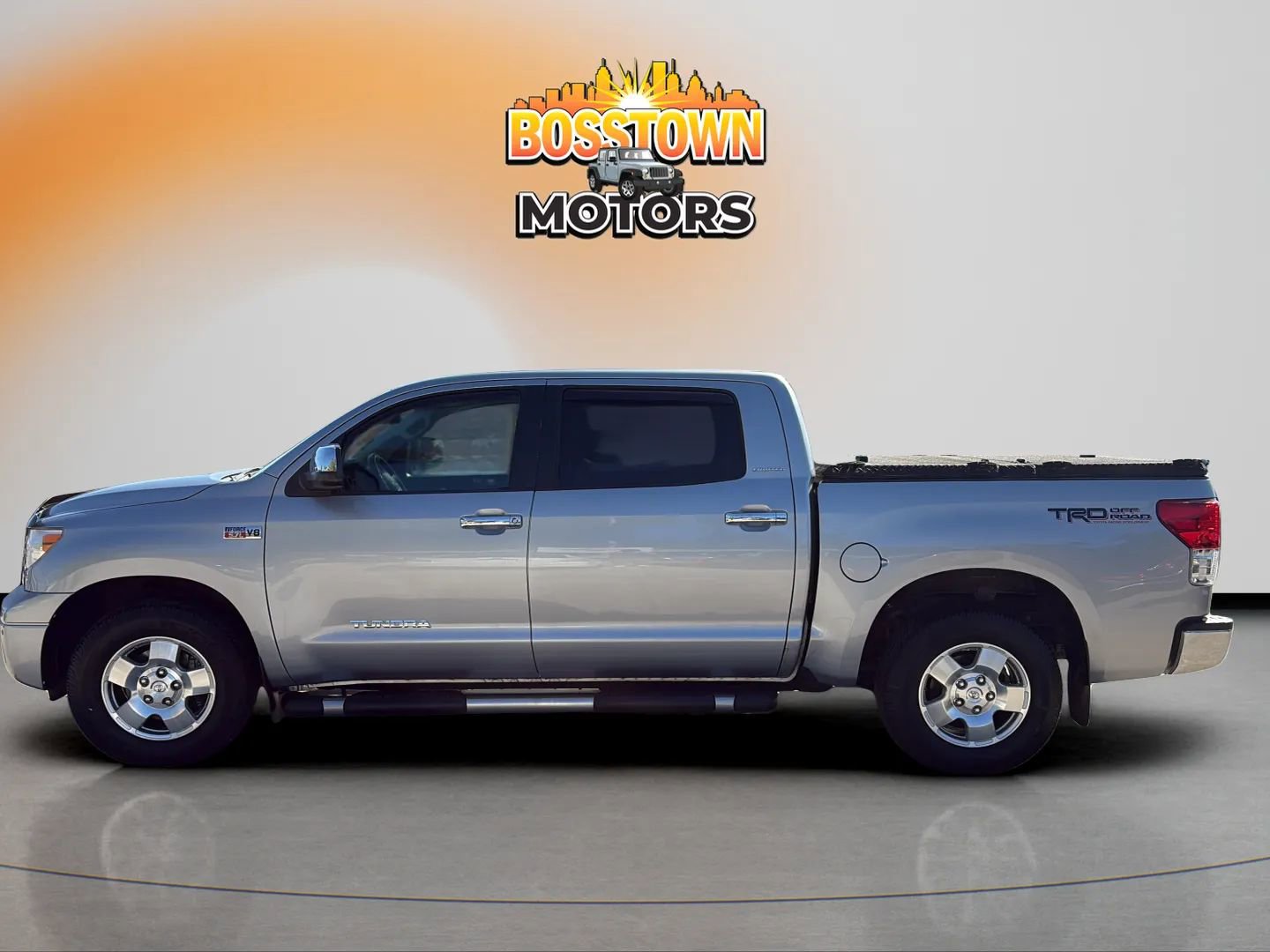 Used 2011 Toyota Tundra Limited w/ Memory Pkg RWD image 3