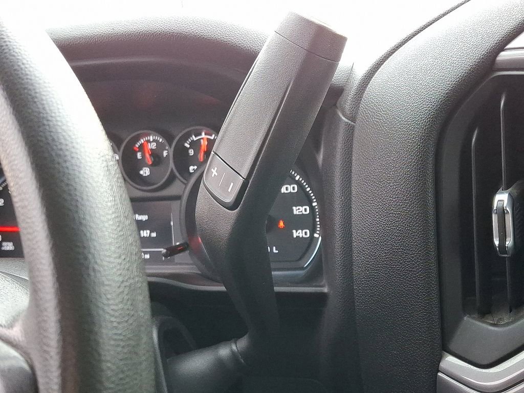 Used 2020 Chevrolet Silverado 1500 Custom w/ Custom Value Package image 16